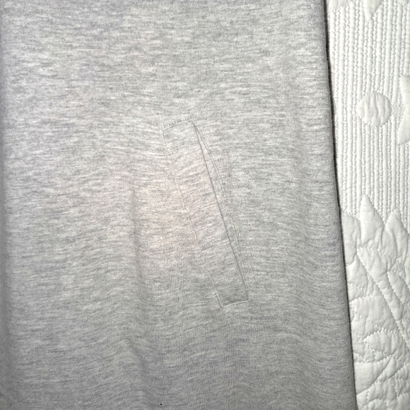 Lilly Pulitzer Women's Long Sleeve Skipper Popover Dress, Size M, Gray - Picture 8 of 14